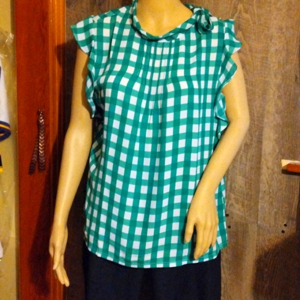 Liz Claiborne Hyper green Checker blouse